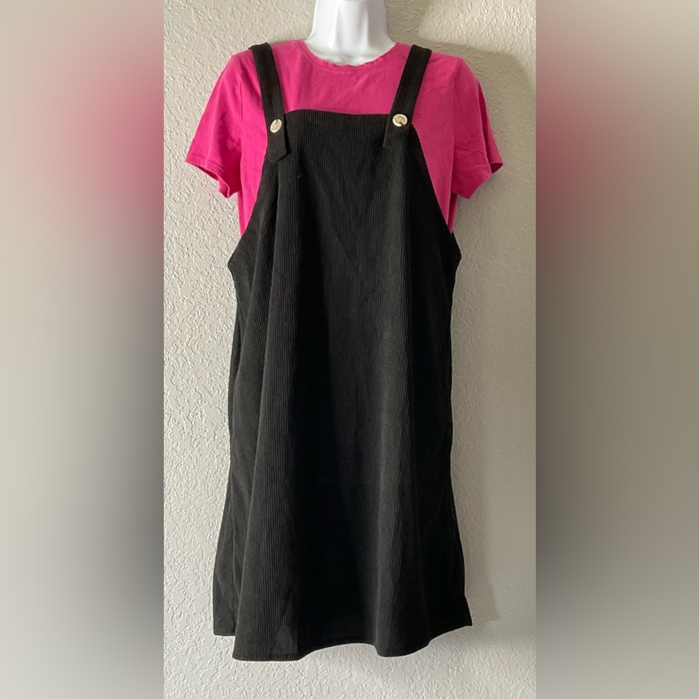 Ribbed black jumper dress size medium non adjustable straps lightweight L 30”